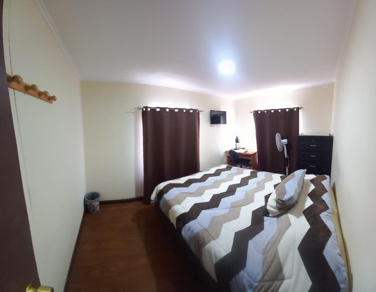 Отель Casa Cely Икике Экстерьер фото